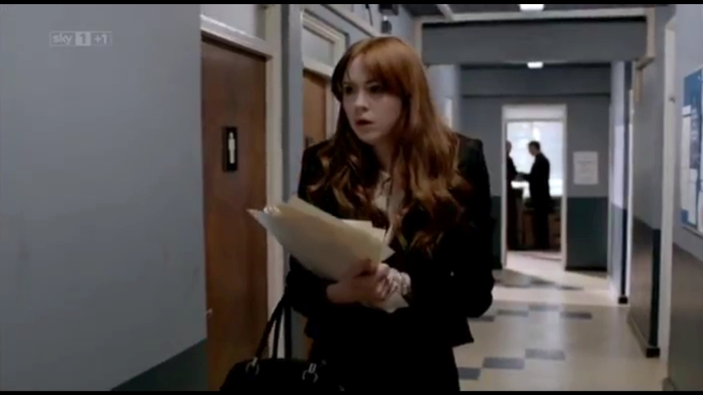 ATouchofCloth_3x01_TooClothforComfortPartOne_0015.jpg