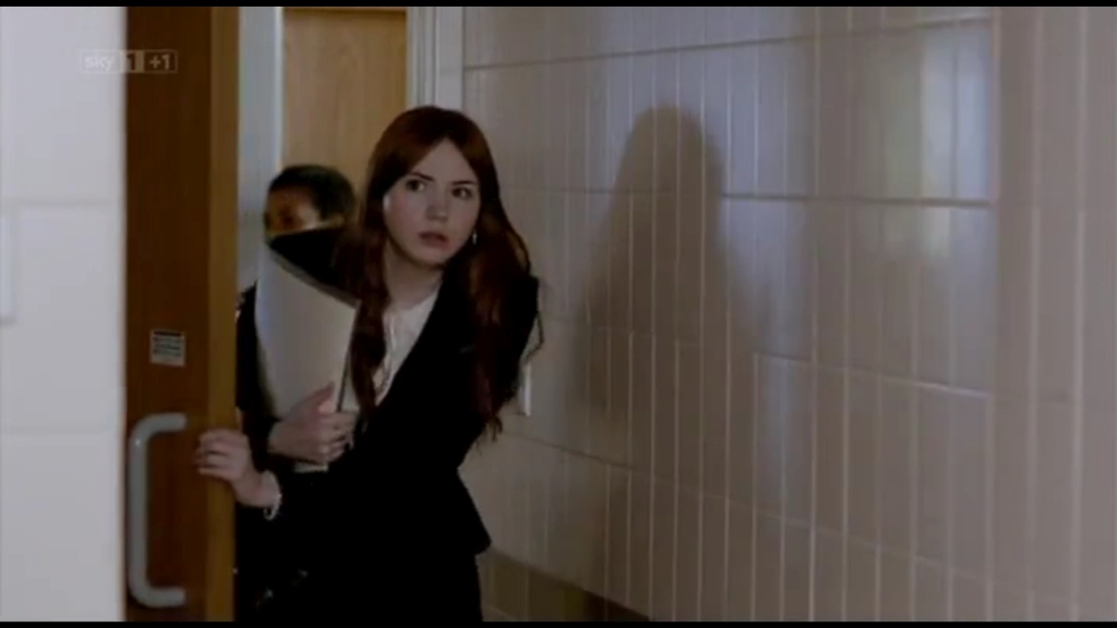 ATouchofCloth_3x01_TooClothforComfortPartOne_0051.jpg