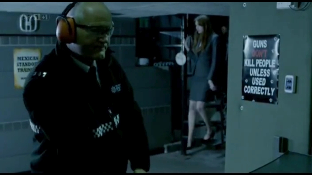 ATouchofCloth_3x01_TooClothforComfortPartOne_0200.jpg
