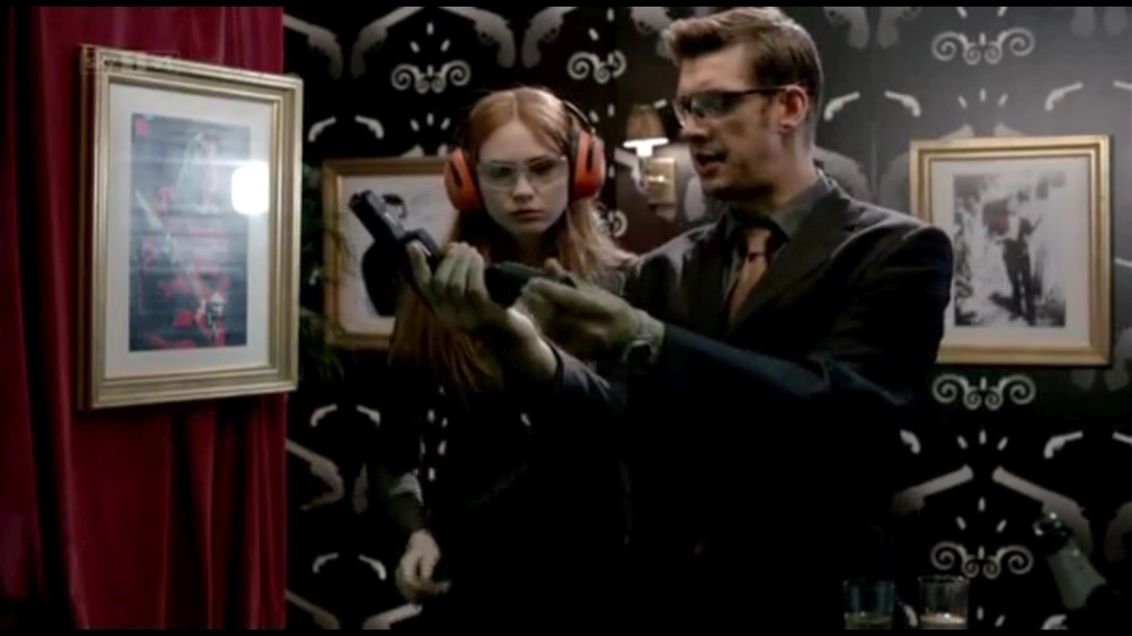 ATouchofCloth_3x01_TooClothforComfortPartOne_0223.jpg ATouchofCloth_3x01_TooClothforComfortPartOne_0223.jpg