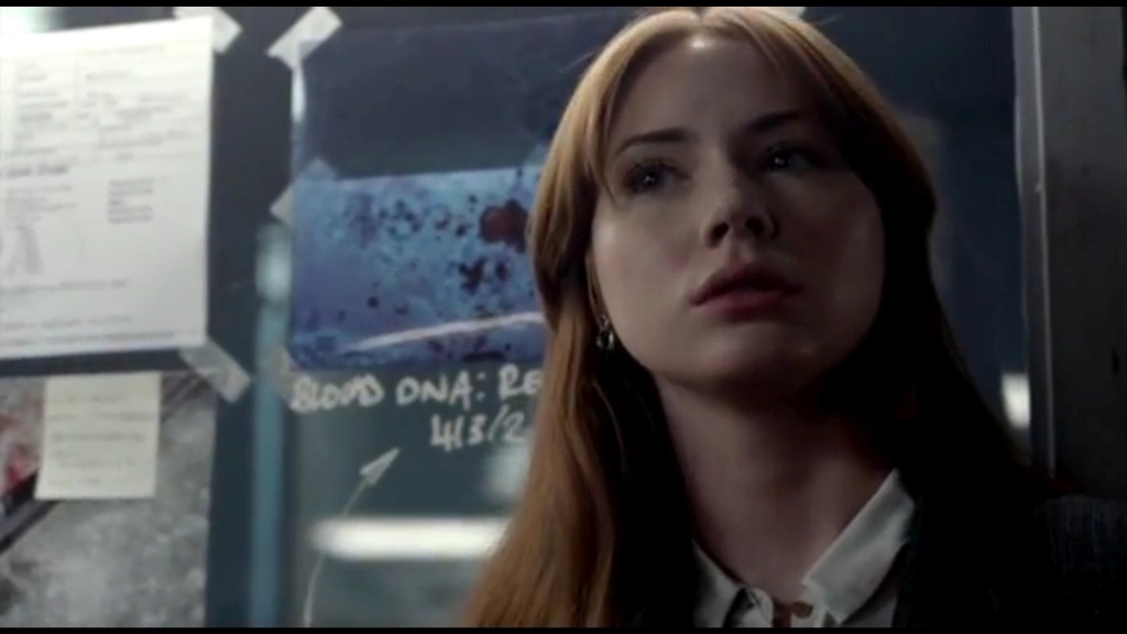 ATouchofCloth_3x01_TooClothforComfortPartOne_0286.jpg