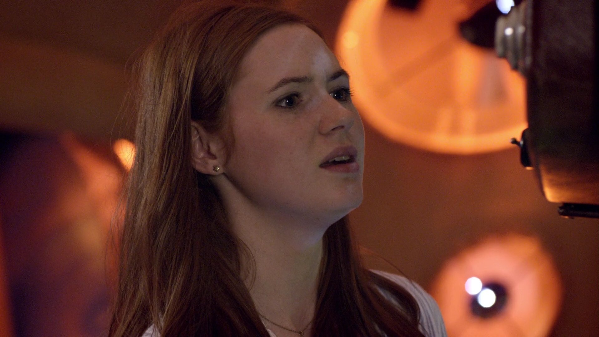 DoctorWho_5x02_TheBeastBelow_0052.jpg