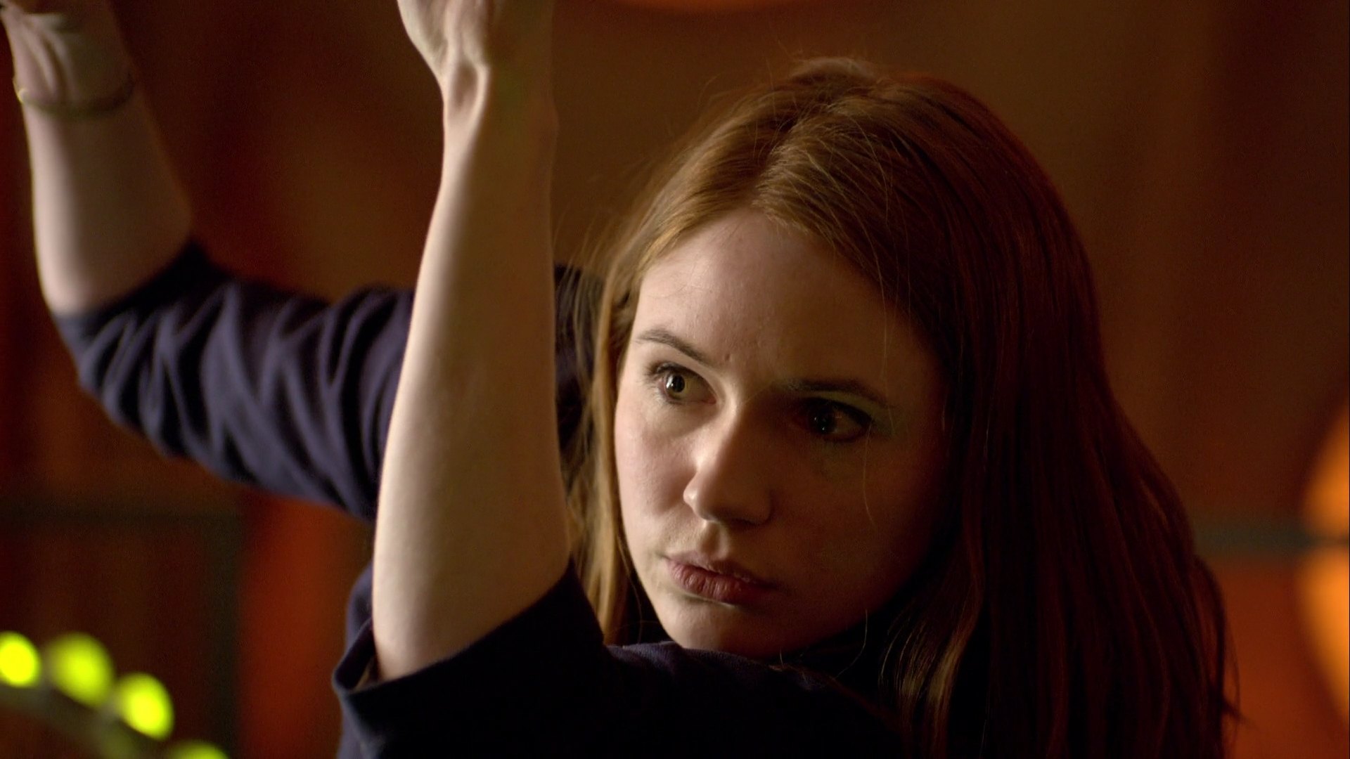DoctorWho_5x11_TheLodger_0003.jpg