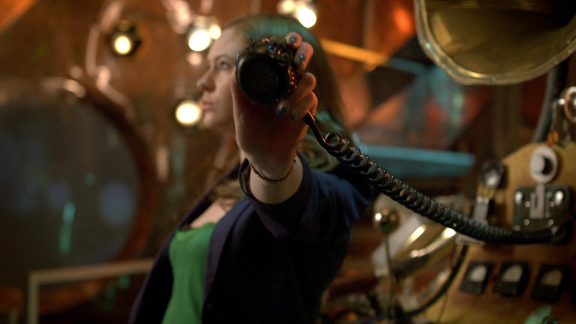 DoctorWho_5x11_TheLodger_0024.jpg