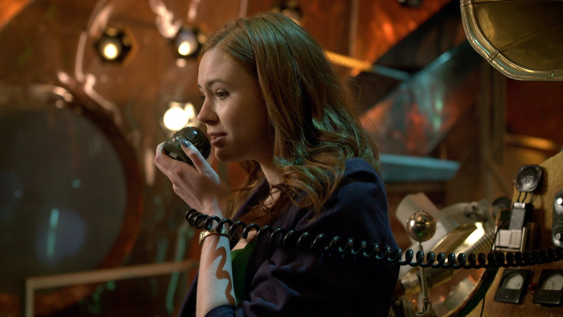DoctorWho_5x11_TheLodger_0033.jpg
