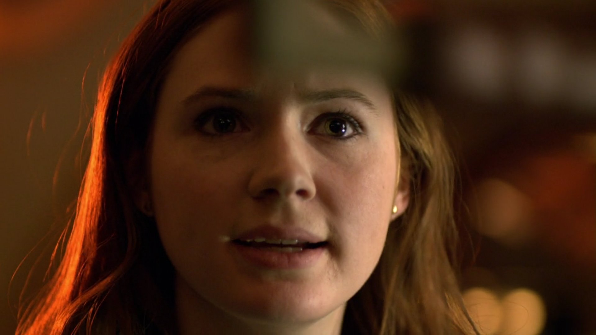 DoctorWho_5x11_TheLodger_0122.jpg