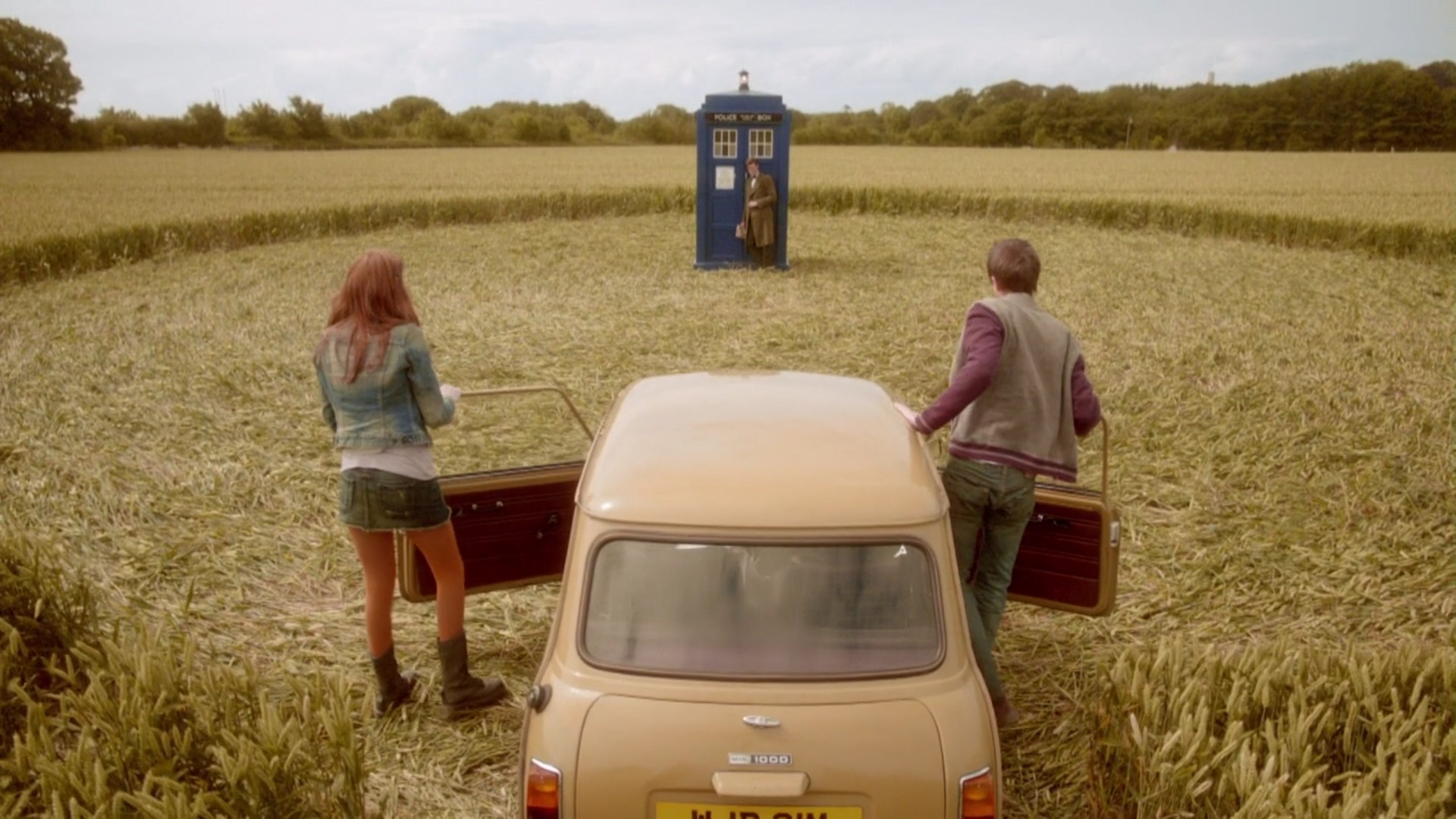 DoctorWho_6x08LetsKillHitler_0007.jpg