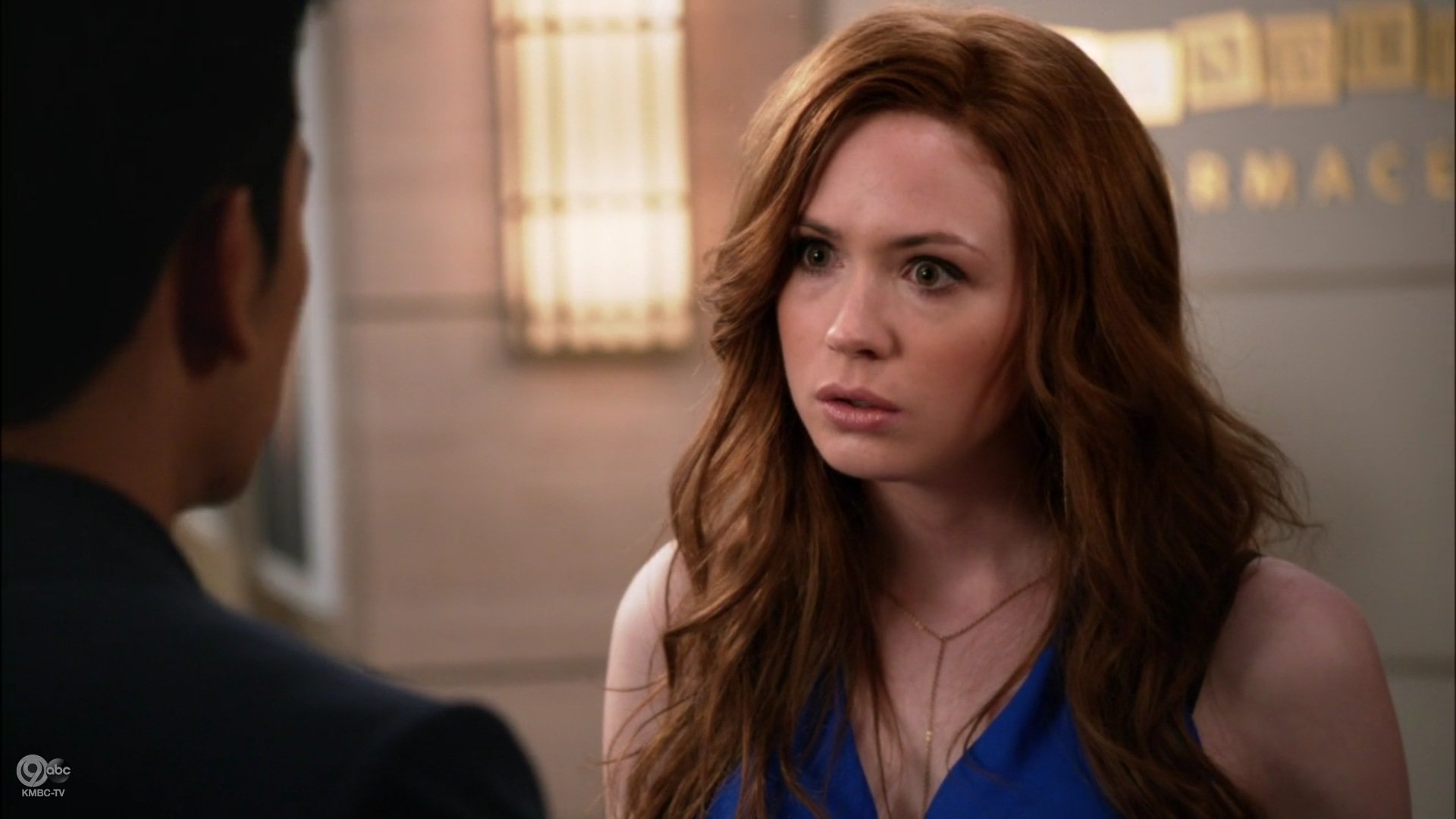 Selfie_1x03_ALittleYelpFromMyFriends_0022.jpg