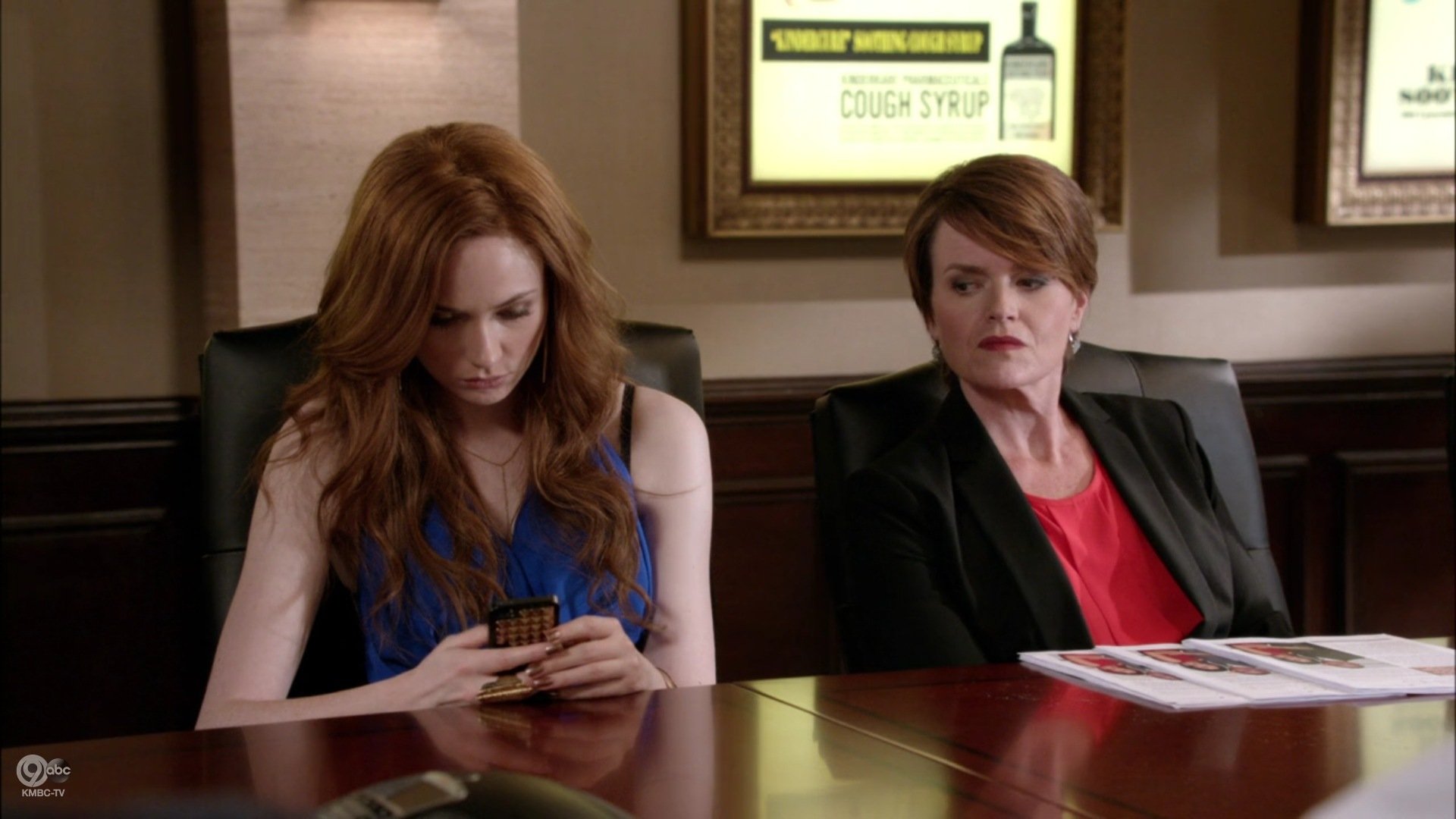 Selfie_1x03_ALittleYelpFromMyFriends_0050.jpg